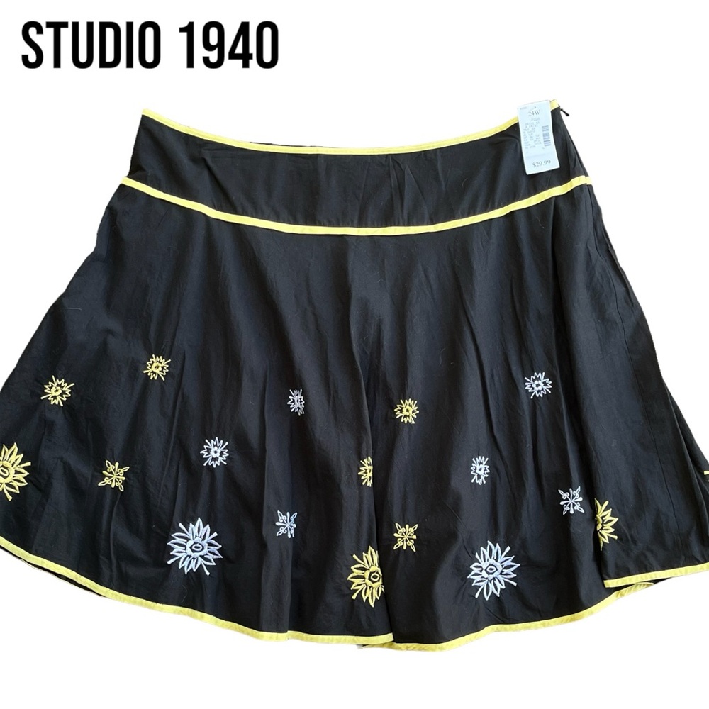 NWT Studio 1940 FRESH AS A DAISY EMBROIDERED BLACK SKIRT Plus 24W YELLOW WHITE